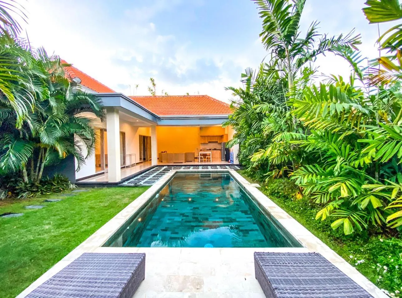 Luxe 2Bedrooms D Villa Berawa - Near Beach,Finns & Atlas 坎古