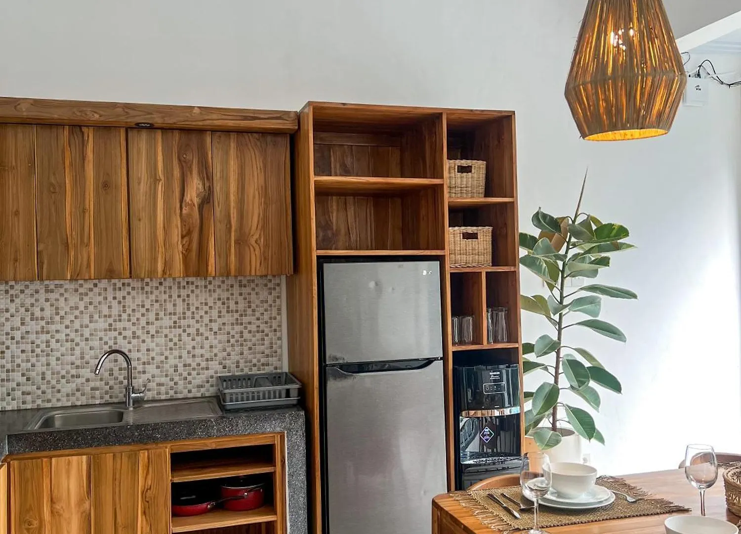 Luxe 2Bedrooms D Villa Berawa - Near Beach,Finns & Atlas Canggu